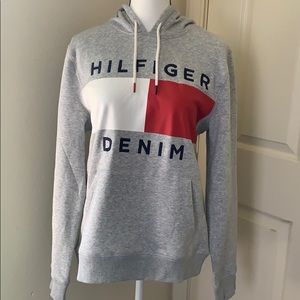 Grey pull over hoodie with Tommy Hilfiger Logo